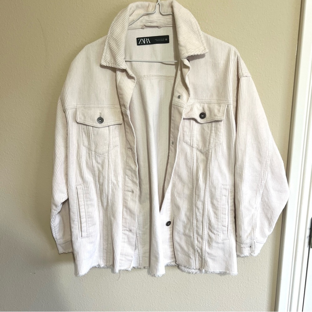 Zara corduroy Shacket/ Size small/ Ivory